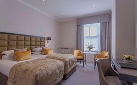 Oatlands Park Hotel